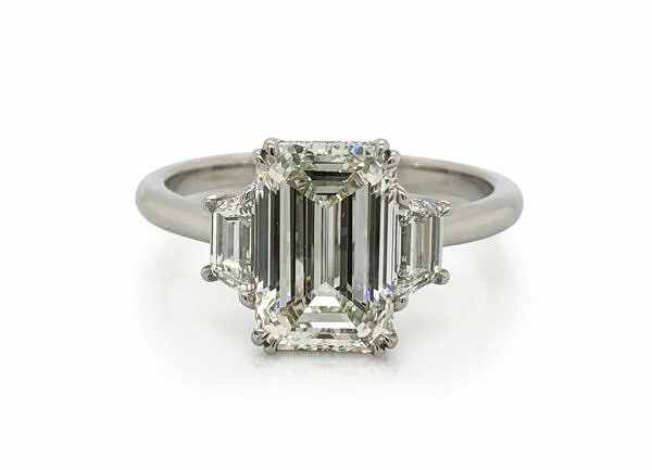 Three Stone Emerald-Cut Ring with Trapezoids Engagement Rings 2