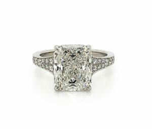 Radiant-Cut Engagement Ring with Tapered Pave Band Engagement Rings 2