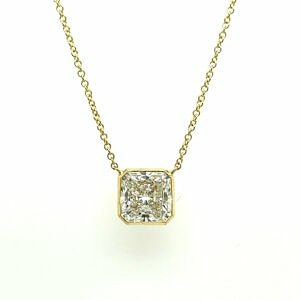 Collar de oro amarillo con diamantes talla radiante Collares