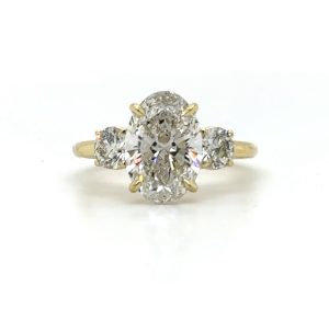 Oval-Cut Engagement Ring with Round Side Stones Engagement Rings 2