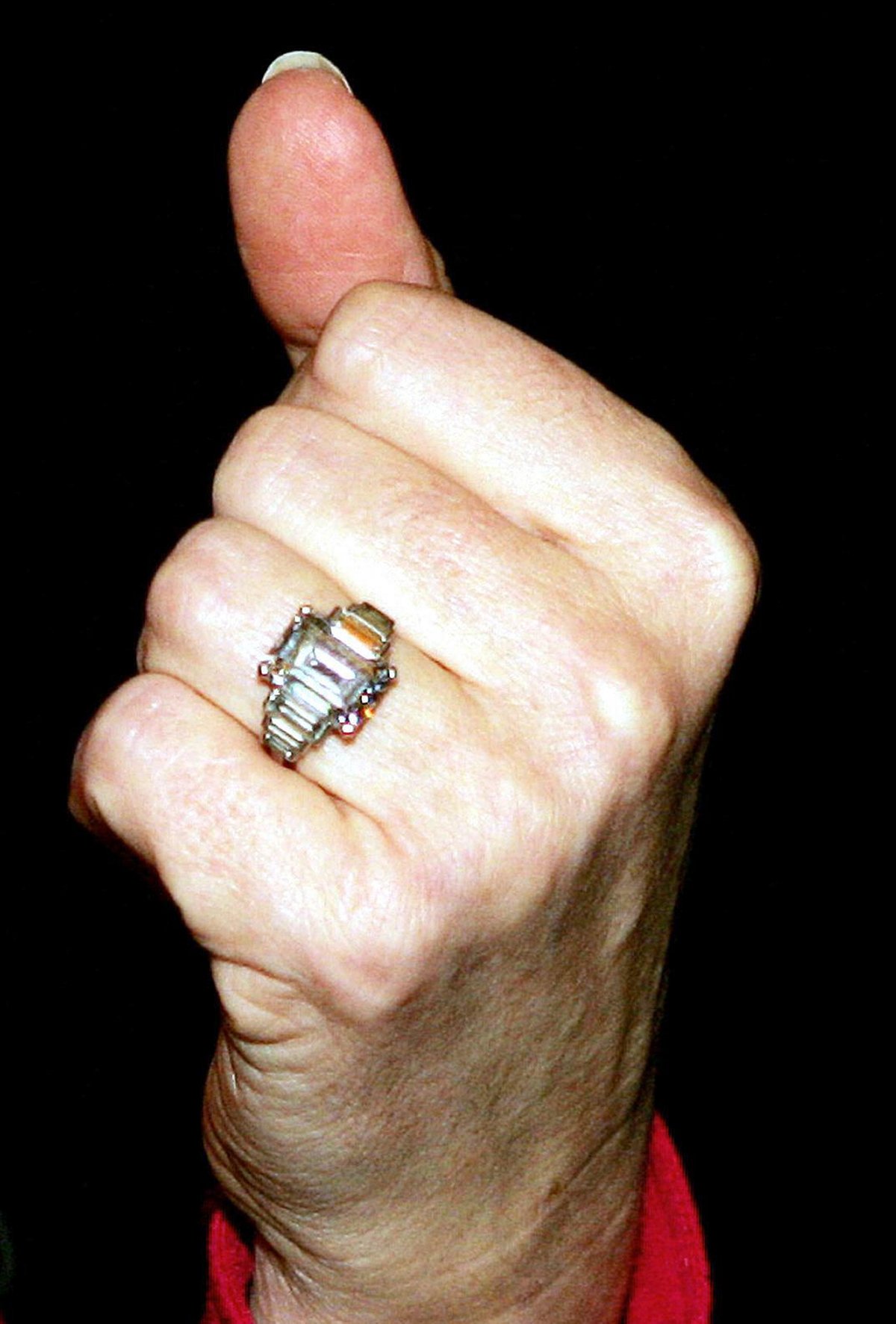 Camilla and Prince Charles engagement ring