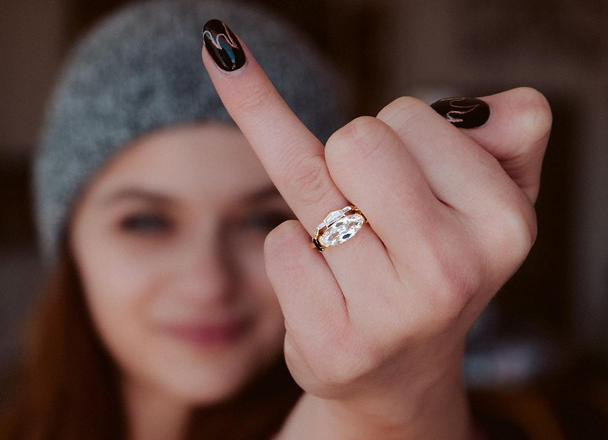 Joey King and Steven Piet engagement ring