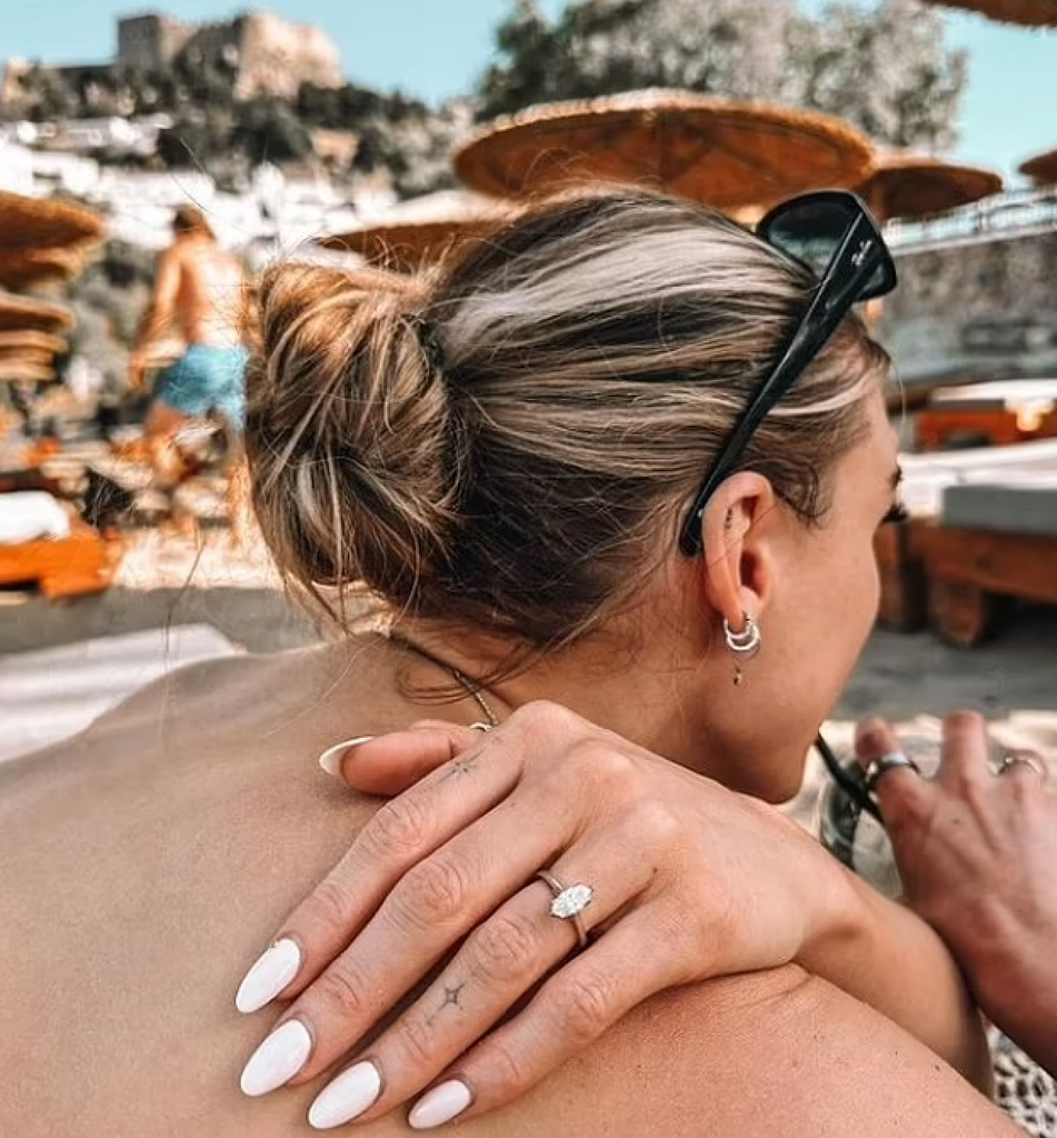 Lucy Spraggan and Emilia Smith engagement ring