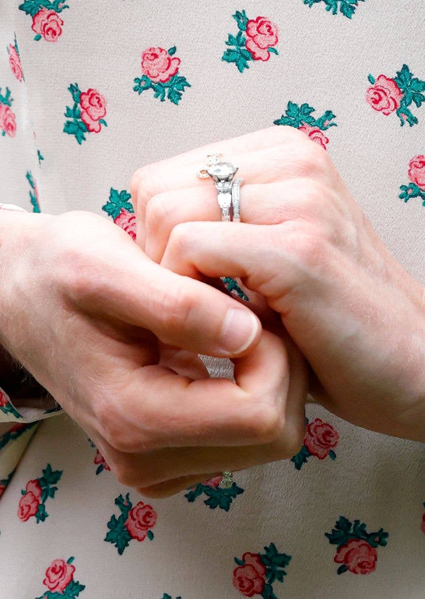 Princess Beatrice and Edoardo Mapelli Mozzi engagement ring