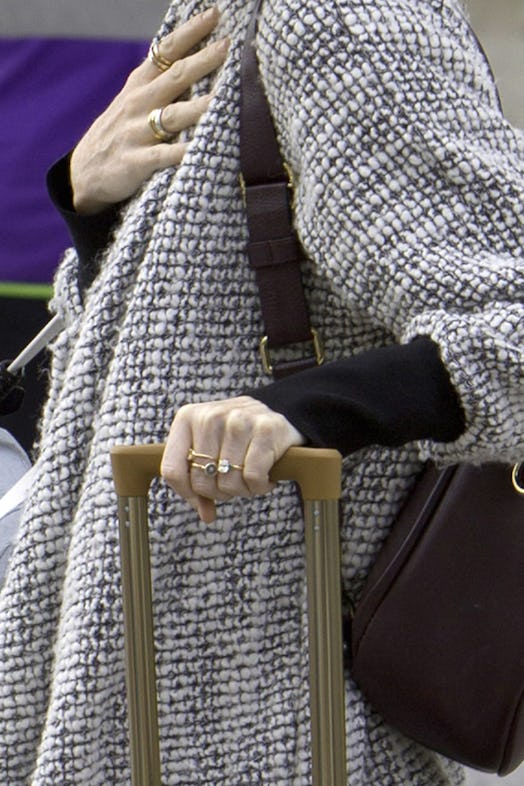 Rose Leslie and Kit Harington engagement ring