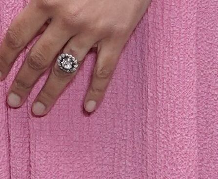 Zawe Ashton and Tom Hiddleston engagement ring
